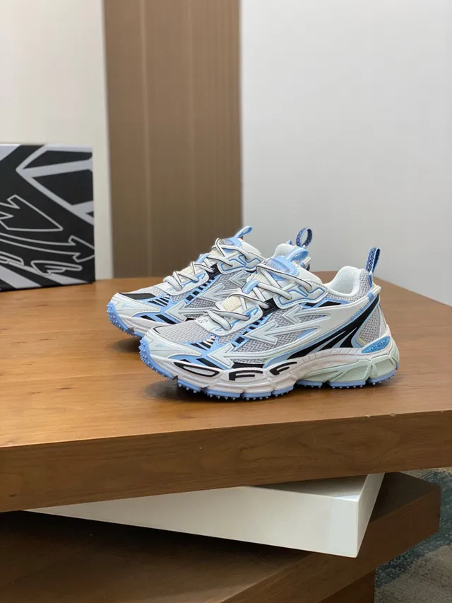 Off-White Runner সাদা হালকা নীল কালো চাঙ্কি স্নিকার 4