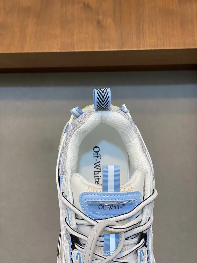Off-White Runner সাদা হালকা নীল কালো চাঙ্কি স্নিকার 7