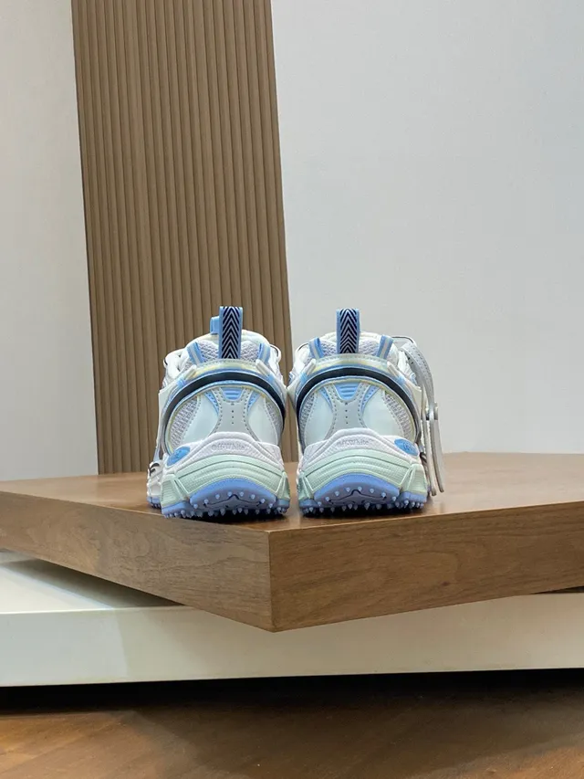 Off-White Runner সাদা হালকা নীল কালো চাঙ্কি স্নিকার 8