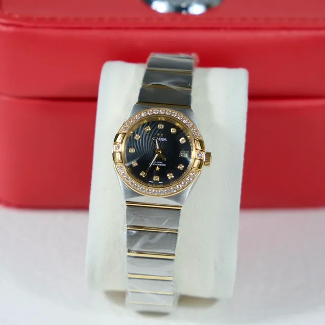 Omega Constellation Lunette Diamantée Cadran Noir Montre Mécanique 5
