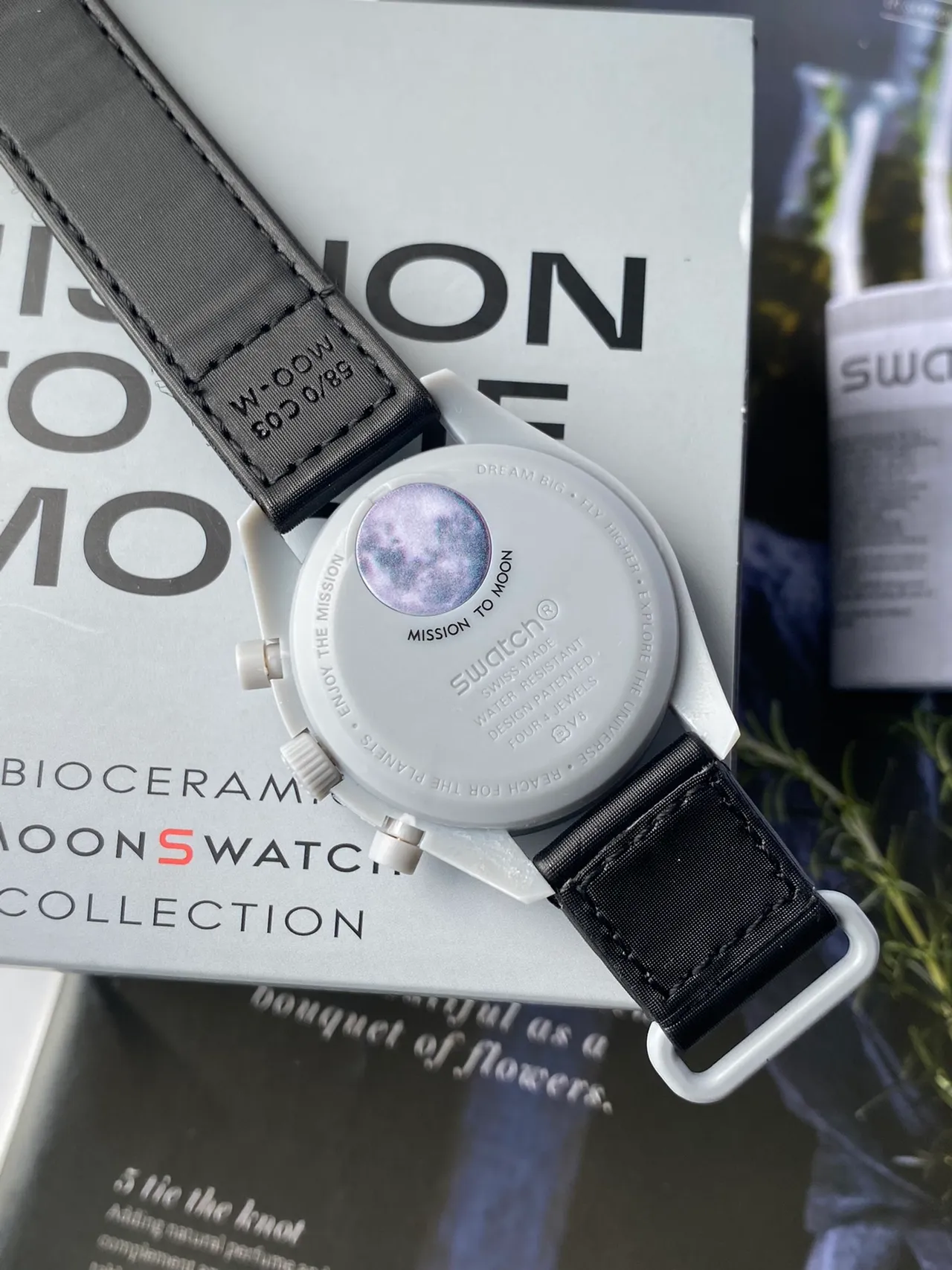 Omega x Swatch Speedmaster Black Dial Mechanical Watch 4