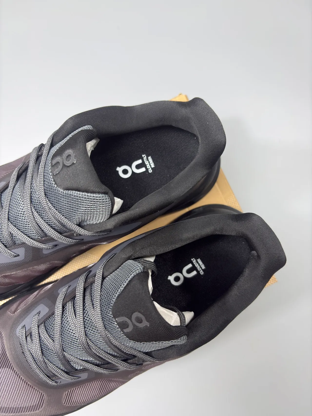 On Black Open-Cell CloudTec Phase Midsole Engineered Mesh Upper Running Shoes 8