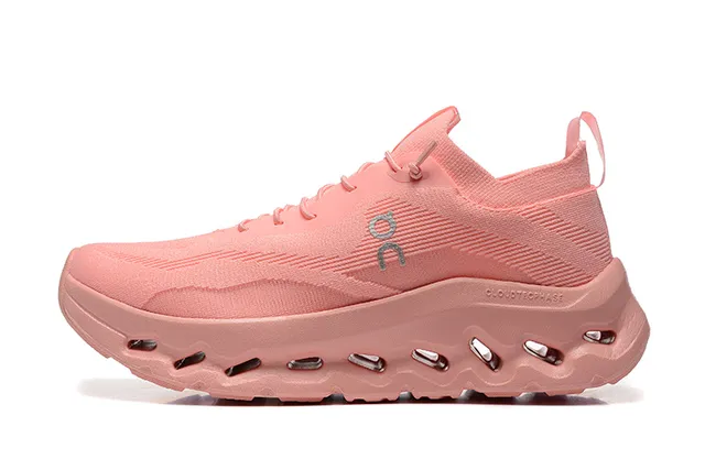 Chaussures de running avec upper en maille rose CloudTec Pod midsole 5