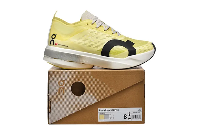 On Yellow Black Engineered Mesh Upper Oversized Cushioned Midsole Running Shoes 5