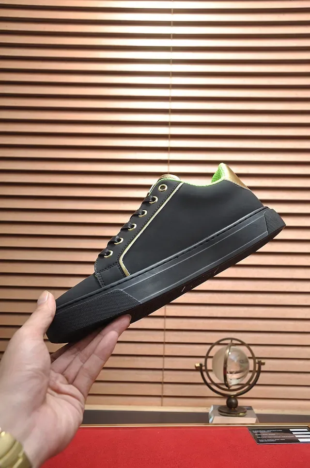 Philipp Plein sneakers lifestyle de couro preto e verde neon 5
