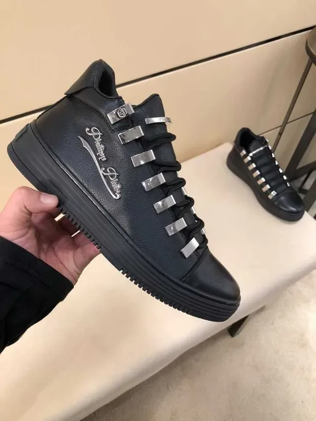 Philipp Plein Baskets Lifestyle en Cuir Noir et Or à la Cheville Haute 3