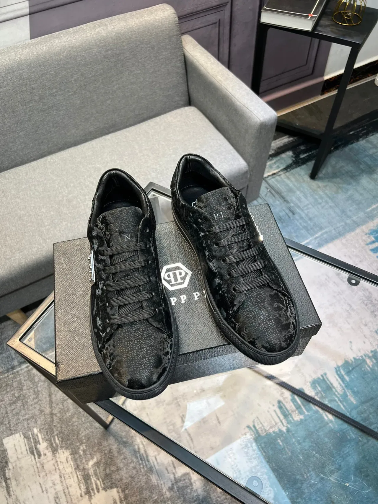 Philipp Plein Black Gray Floral-Print Leather Upper Metal Skull Plaque Lifestyle Sneakers 5