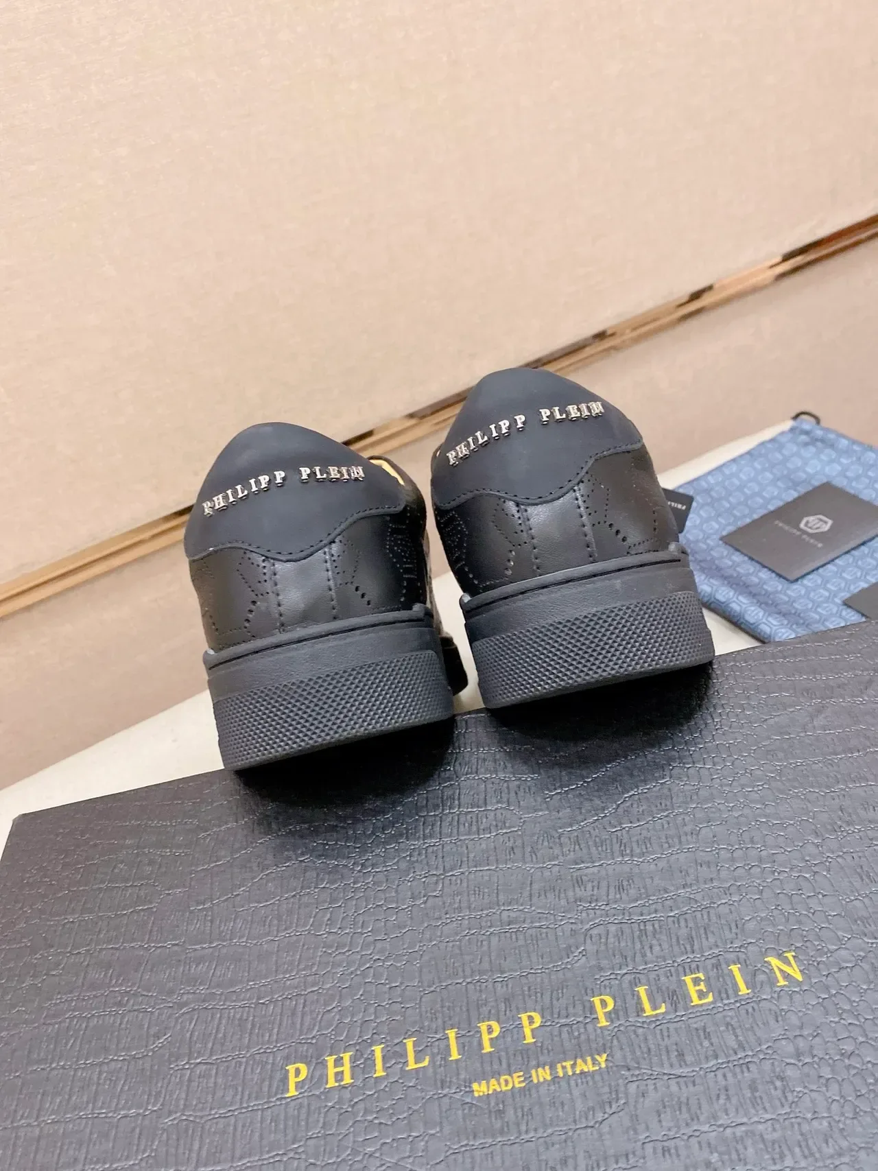 Philipp Plein Hexagon Perforated Black Lifestyle Sneakers 3