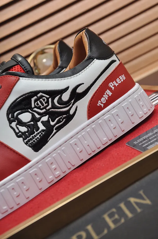 Philipp Plein graphique crâne sneakers lifestyle en cuir rouge blanc 3
