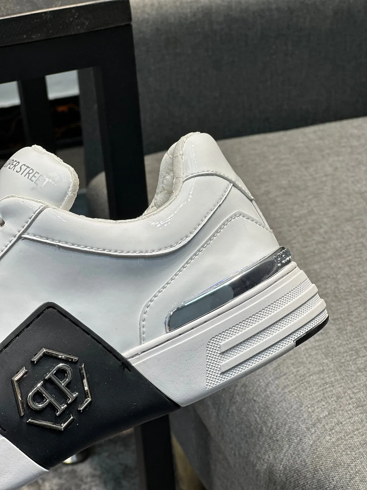 Philipp Plein Super Street حذاء سنيكرز أبيض جلد للأسلوب الحياتي 9