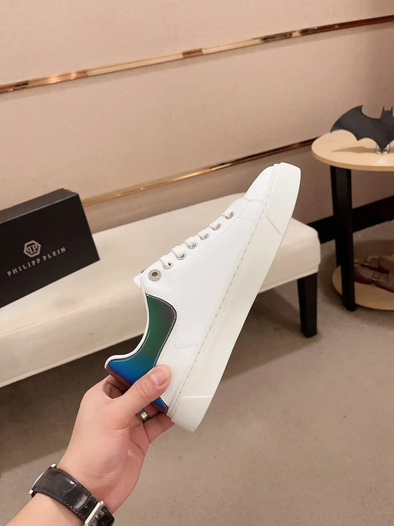 Philipp Plein Sneakers Lifestyle Blances Bleues Cuir Supérieur Tab Talon Iridescent 5