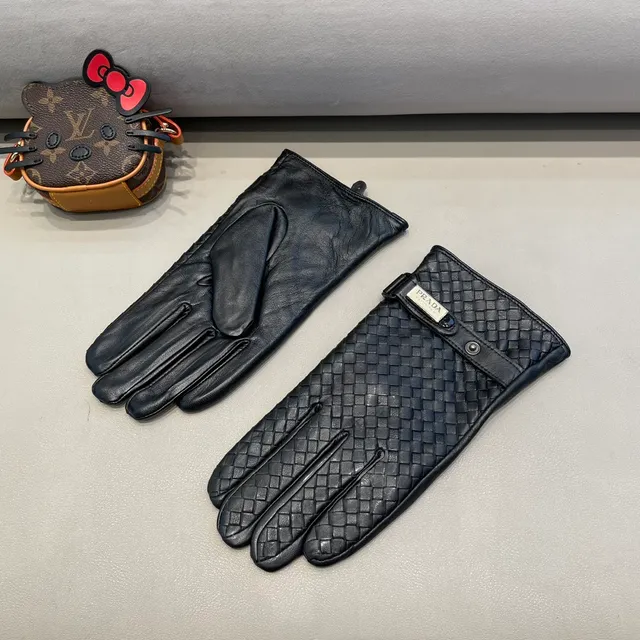 Prada Luvas de Couro Preto Intrecciato Tecidas Fecho de Cinta Ajustável 4