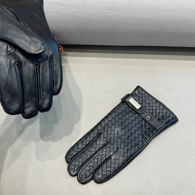 Prada Luvas de Couro Preto Intrecciato Tecidas Fecho de Cinta Ajustável 5