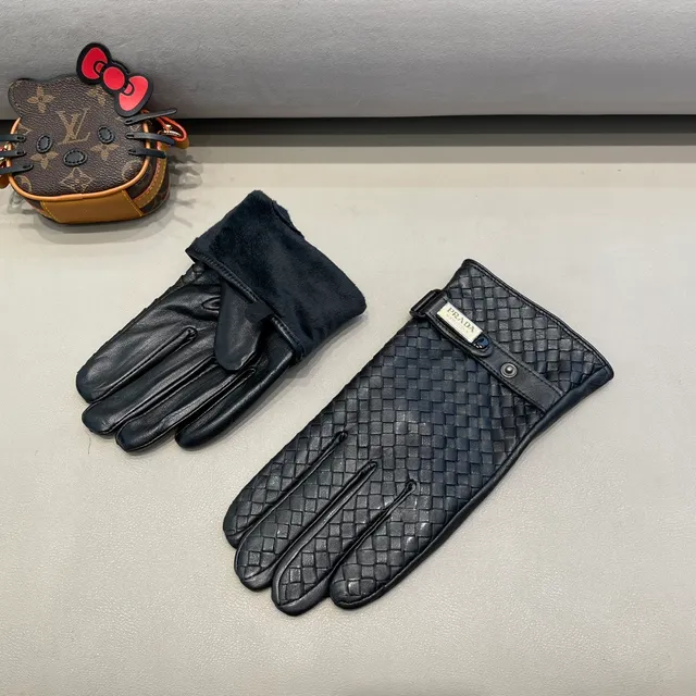 Prada Luvas de Couro Preto Intrecciato Tecidas Fecho de Cinta Ajustável 6