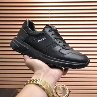 Prada سنيكر أسود من مواد مختلطة نمط حياة