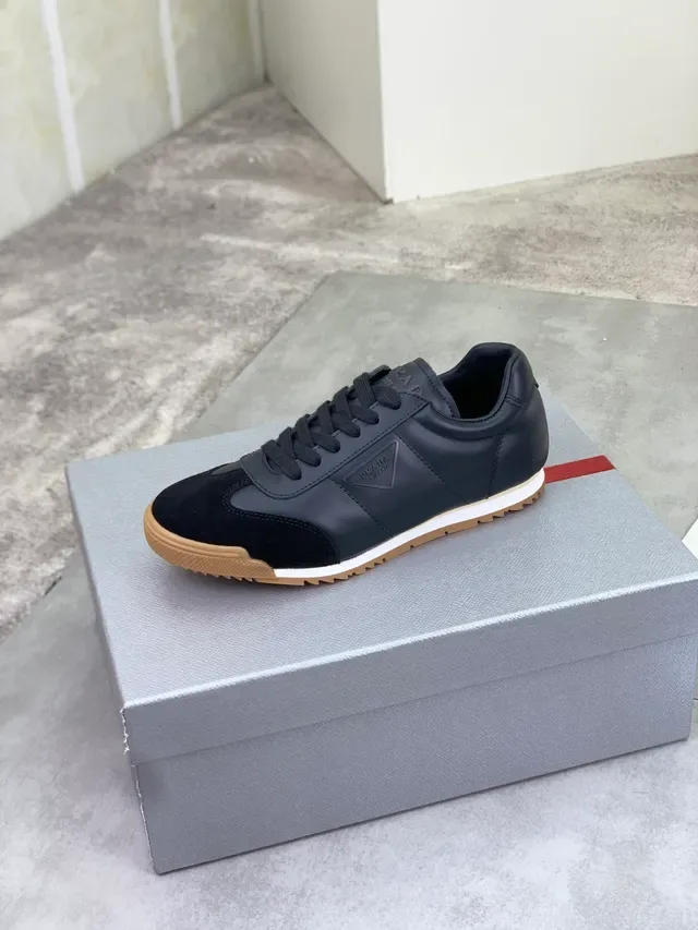 Prada Cloudbust Black Beige Mixed-Material Upper Gum Rubber Sole Lifestyle Sneakers 4