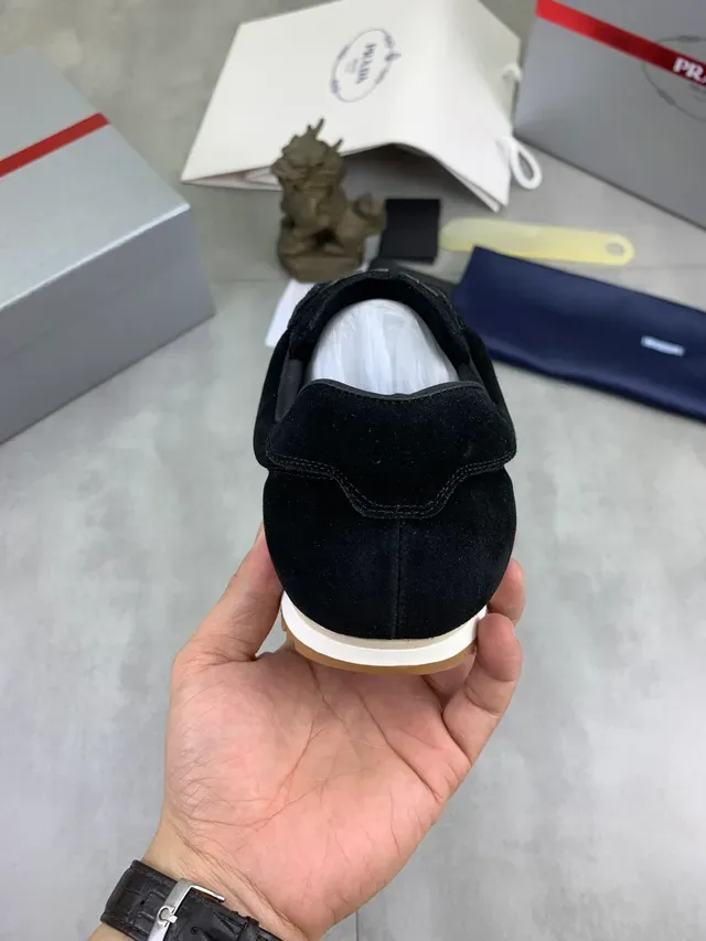Prada Cloudbust Sneakers Lifestyle Noir Beige Daim Semelle Caoutchouc 3
