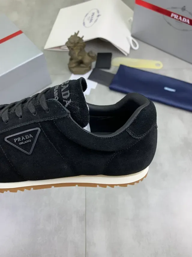 Prada Cloudbust Sneakers Lifestyle Noir Beige Daim Semelle Caoutchouc 4