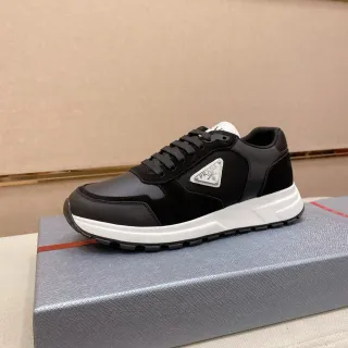 Prada Cloudbust Chaussures Lifestyle en Cuir et Daim Noir