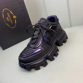 Prada Cloudbust أسود بنفسجي سولة ترجل لمسات قزحية أحذية رياضية ثقيلة