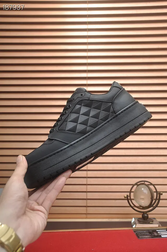 Prada Cloudbust Black Quilted Platform Lifestyle Sneakers 5
