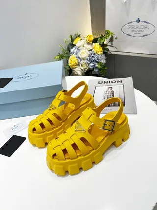 Prada Cloudbust Jaune Argenté Épais Plateforme Bretelles Sandales Gladiateur 2