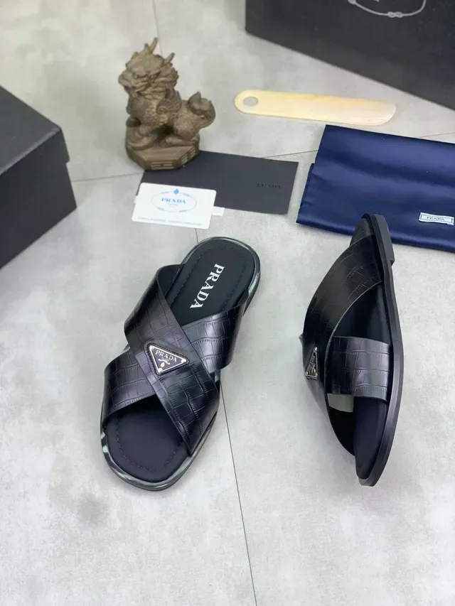 Sandalias Prada Slide Negro Marrón Cuero Embossado de Cocodrilo Correa Doble Cruzada 6