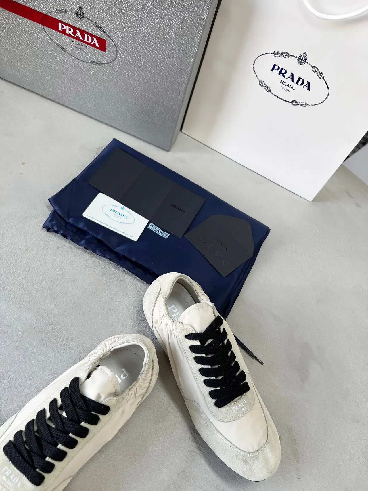 Prada White Black Low-Top Elasticated Collar Lifestyle Sneakers 8