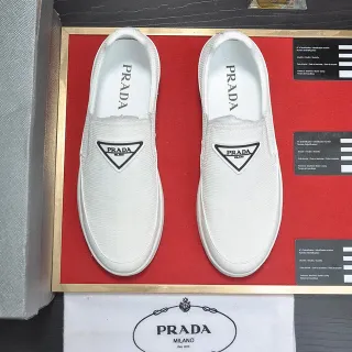 Prada blanco y negro slip-on tela texturizada parte superior mocasín