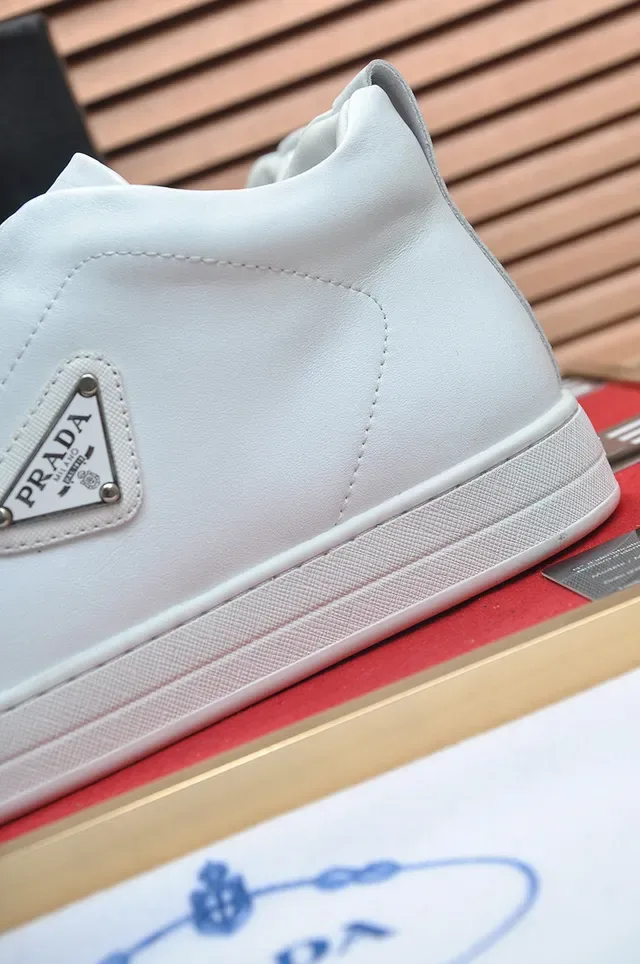 Prada White Laceless Elastic Vamp Smooth Leather Upper Lifestyle Sneakers 2