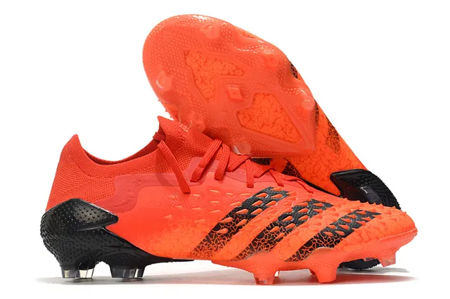 Chaussures de football Puma Future Z Multicolore Upper en tricot à coupe basse Cage Jaune néon en terrain ferme 7