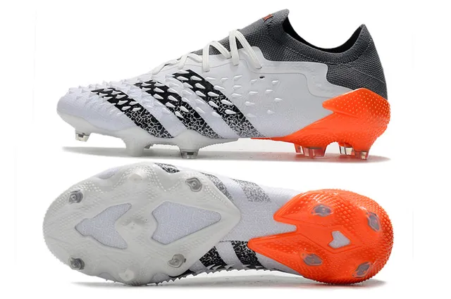 Chaussures de football Puma Future Z Multicolore Upper en tricot à coupe basse Cage Jaune néon en terrain ferme 19