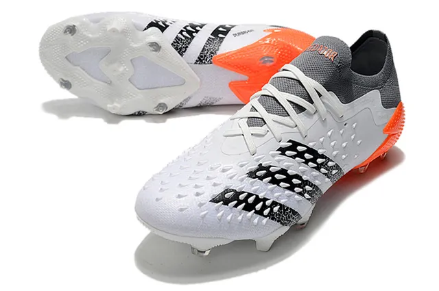 Chaussures de football Puma Future Z Multicolore Upper en tricot à coupe basse Cage Jaune néon en terrain ferme 23