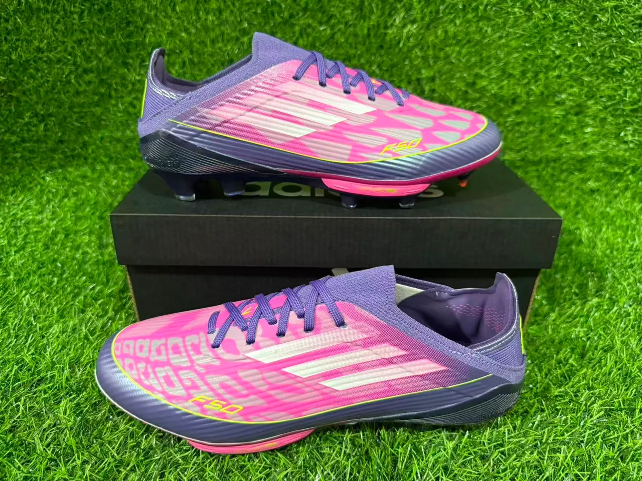Puma Future Z গোলাপি বেগুনি নিম্ন-কাট সক-ফিট কলার ফার্ম-গ্রাউন্ড ফুটবল জুতা 8