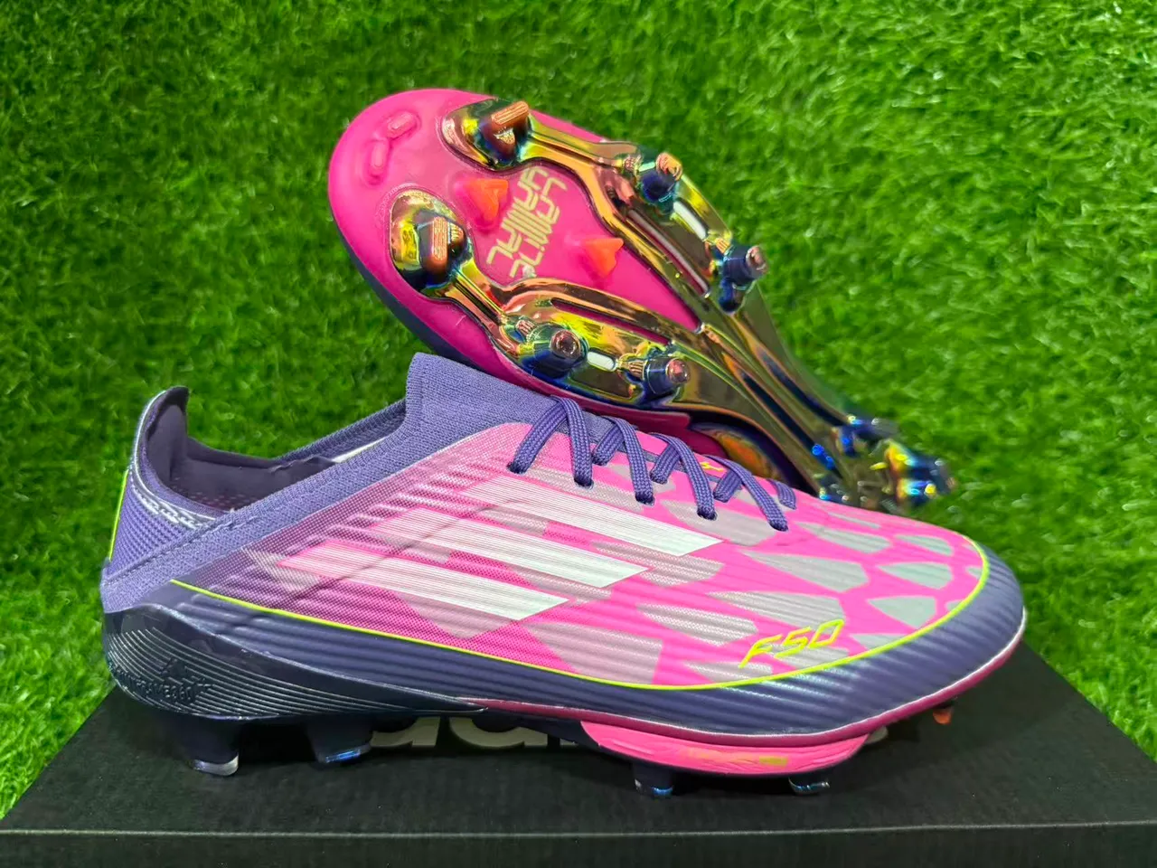 Puma Future Z গোলাপি বেগুনি নিম্ন-কাট সক-ফিট কলার ফার্ম-গ্রাউন্ড ফুটবল জুতা 9