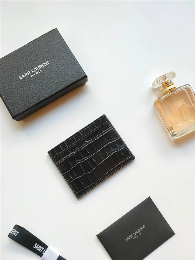 Saint Laurent Porte-cartes en Cuir Noir et Or Embossé Crocodile YSL Monogram 5