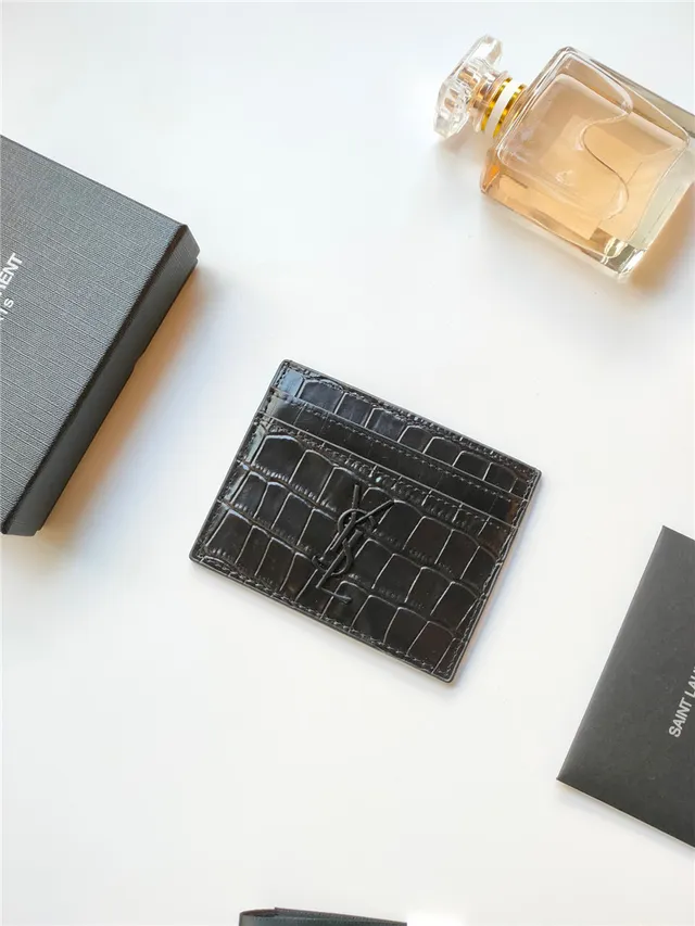 Saint Laurent Porte-cartes en Cuir Noir et Or Embossé Crocodile YSL Monogram 12