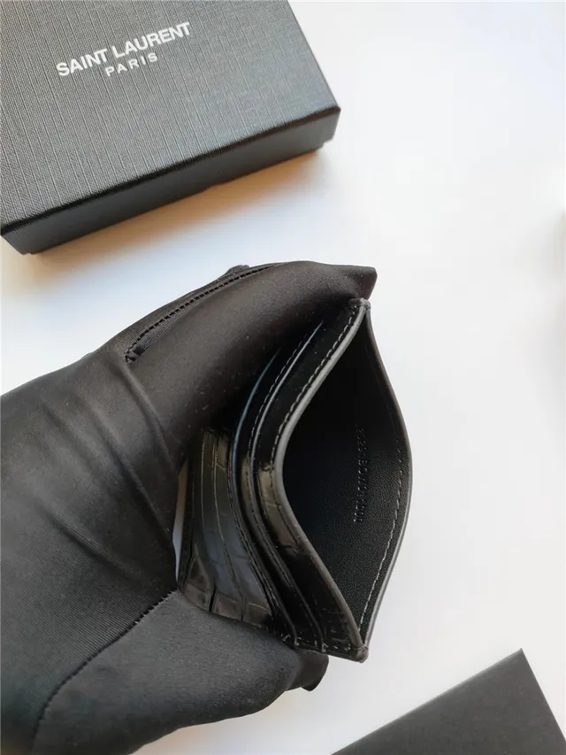 Saint Laurent Porte-cartes en Cuir Noir et Or Embossé Crocodile YSL Monogram 14