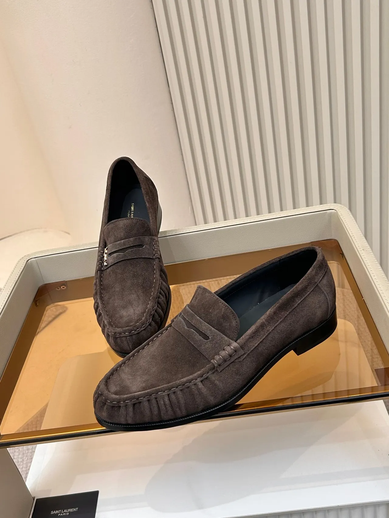 Saint Laurent Classic Loafer Mocassins Daim Marron 4
