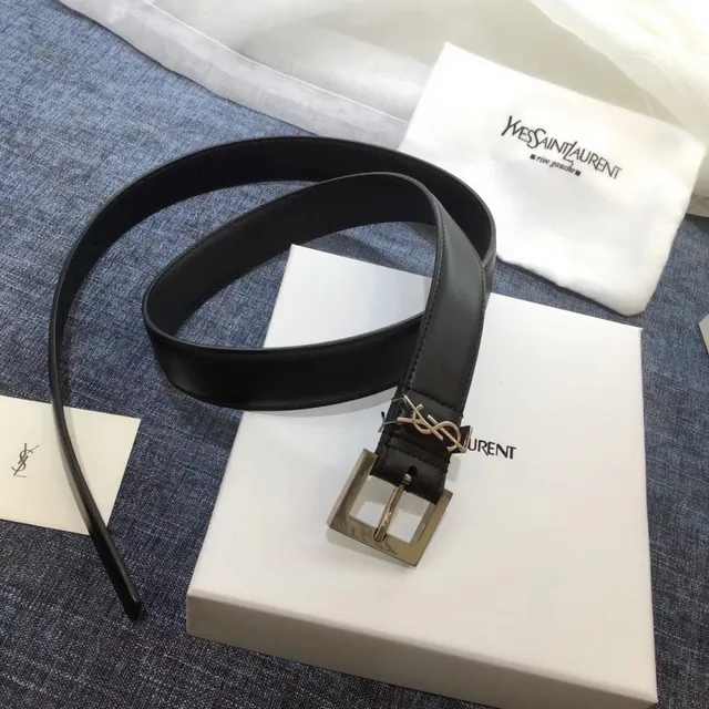 Saint Laurent Cinto Clássico com Monograma Preto Dourado Fivela Texturizada de Couro 11