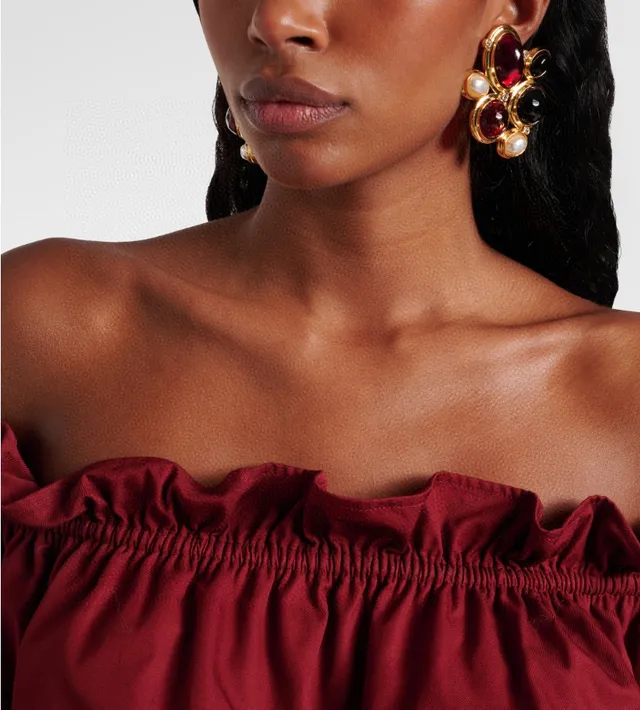 Boucles d'oreilles Saint Laurent en métal doré rouge multi-pierres cluster 3
