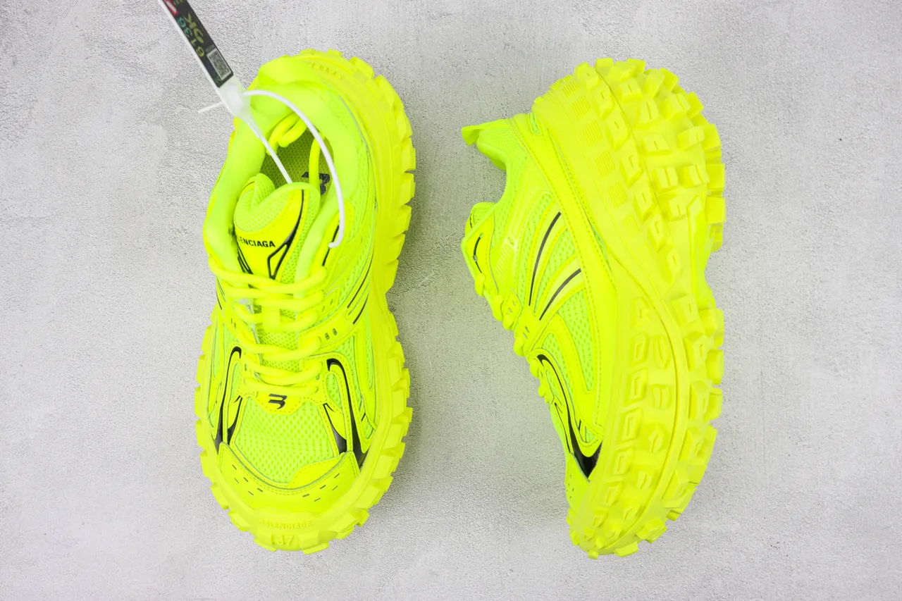 Salomon Yellow Black Chunky Trail Runner Neon Monochrome Running Shoes 3