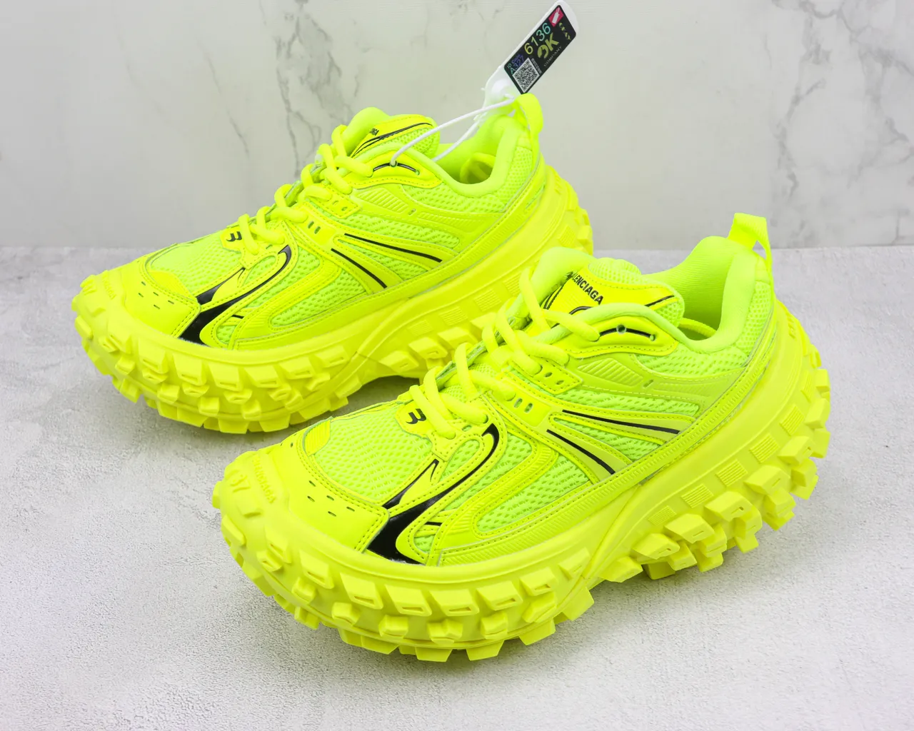 Salomon Yellow Black Chunky Trail Runner Neon Monochrome Running Shoes 4
