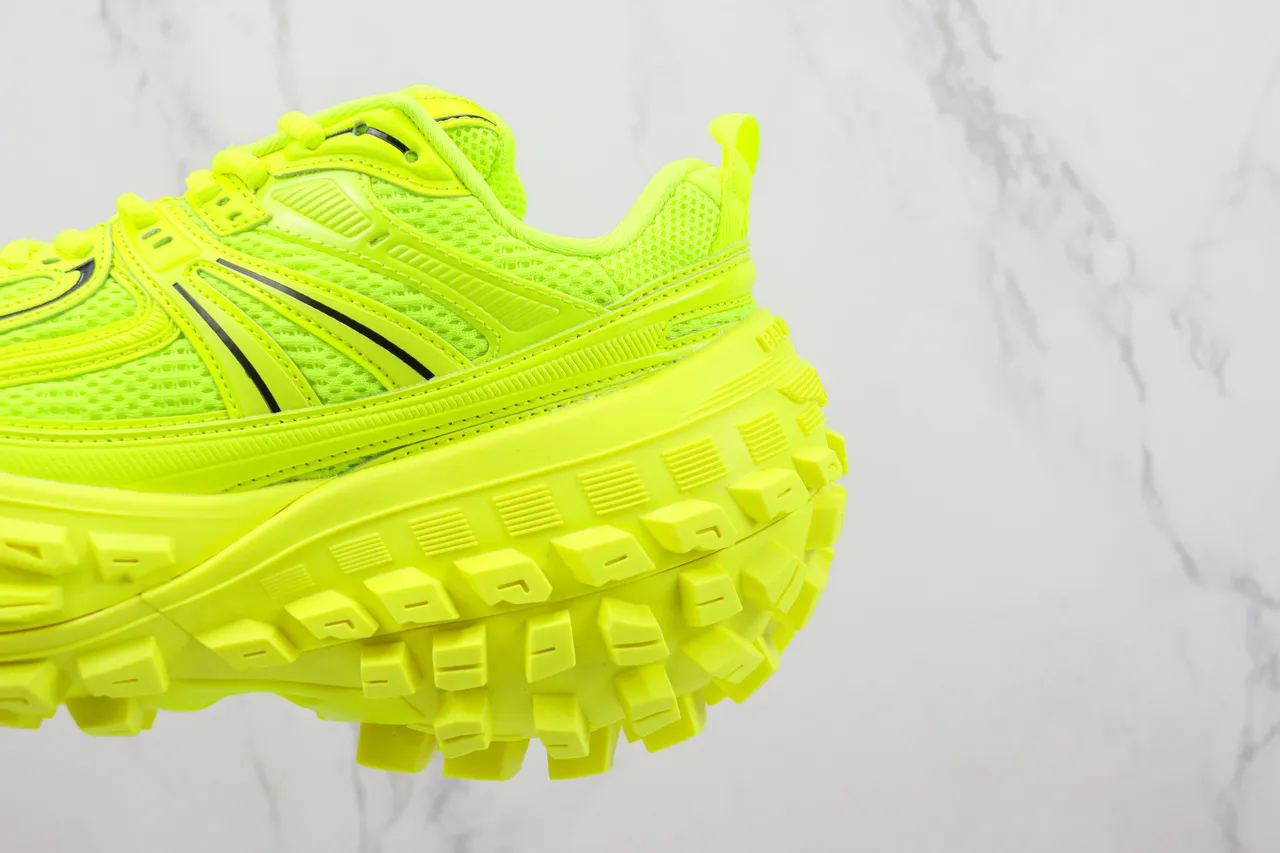 Salomon Yellow Black Chunky Trail Runner Neon Monochrome Running Shoes 7