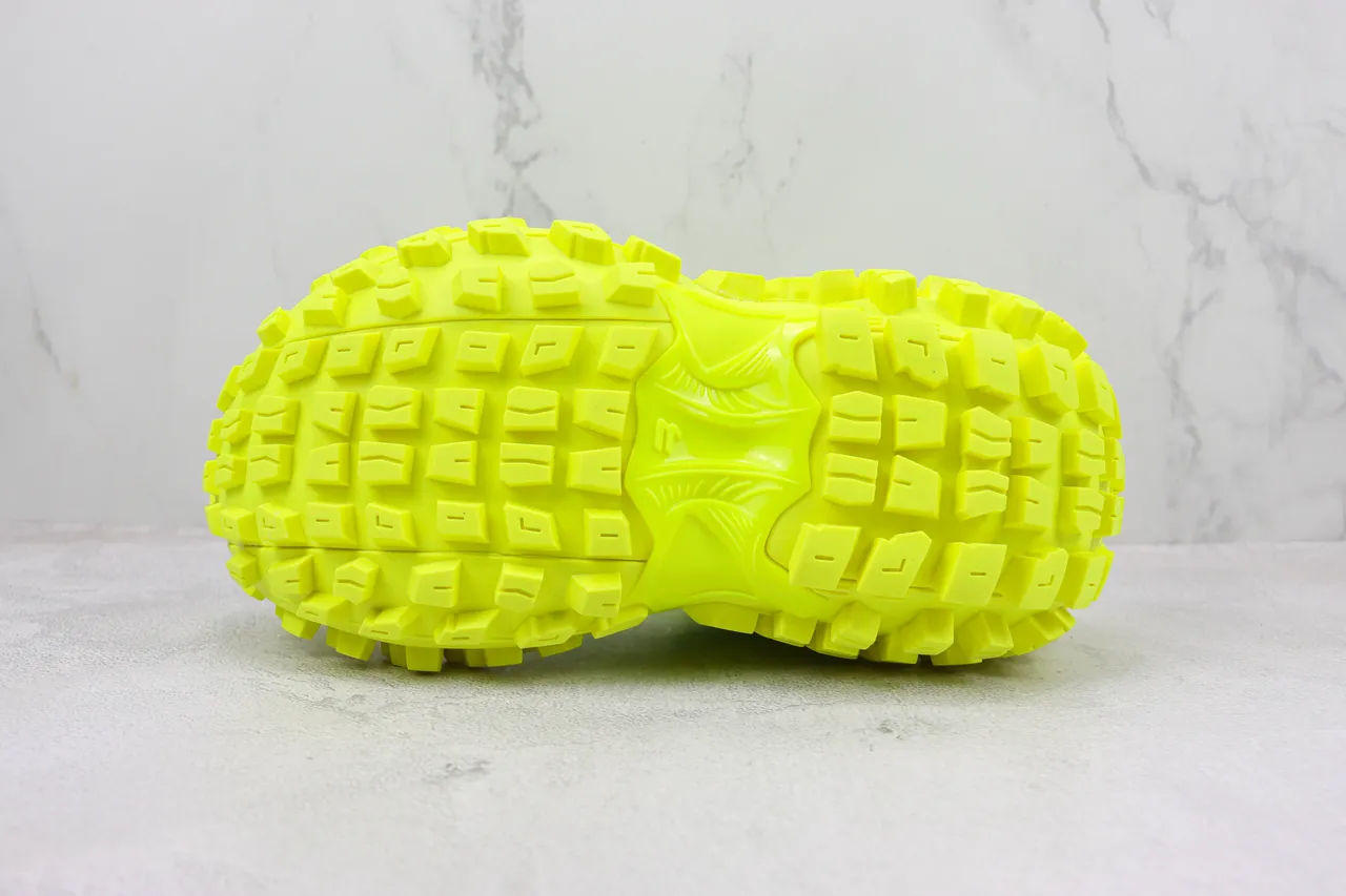 Salomon Yellow Black Chunky Trail Runner Neon Monochrome Running Shoes 8