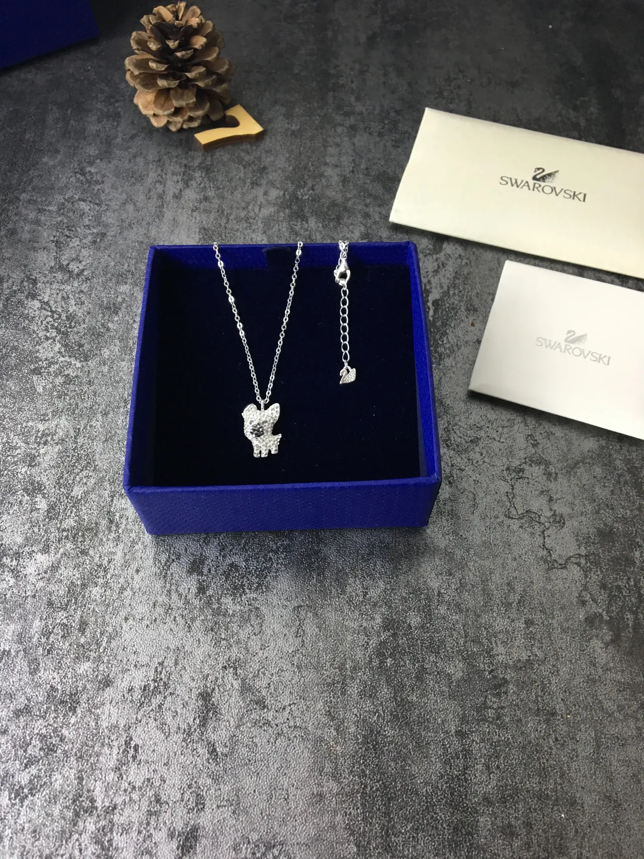 Swarovski Collier avec Charm de Chien Pavé de Cristaux 3