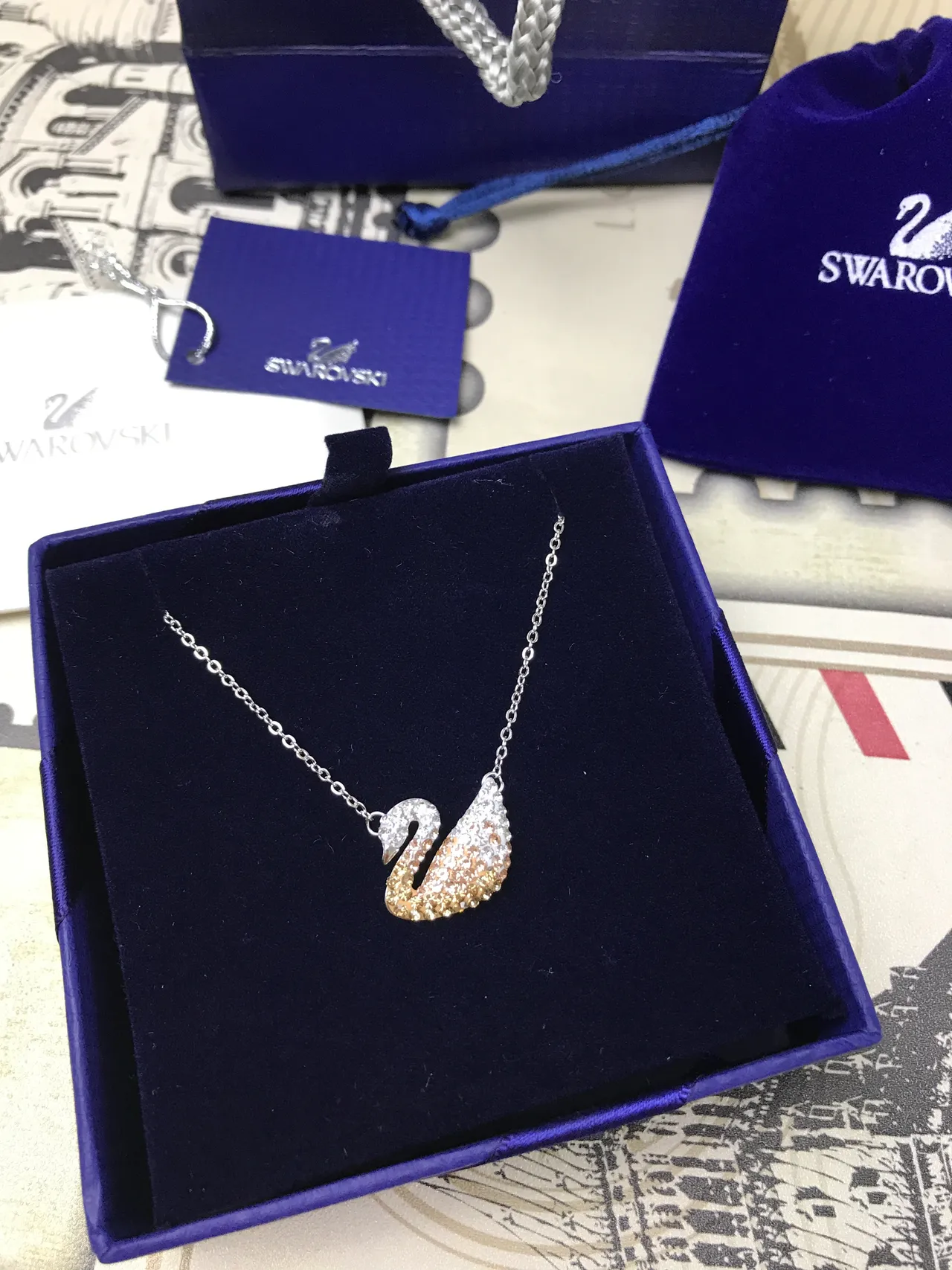 Swarovski Cygne Collier Pendentif Cristal Noir 2