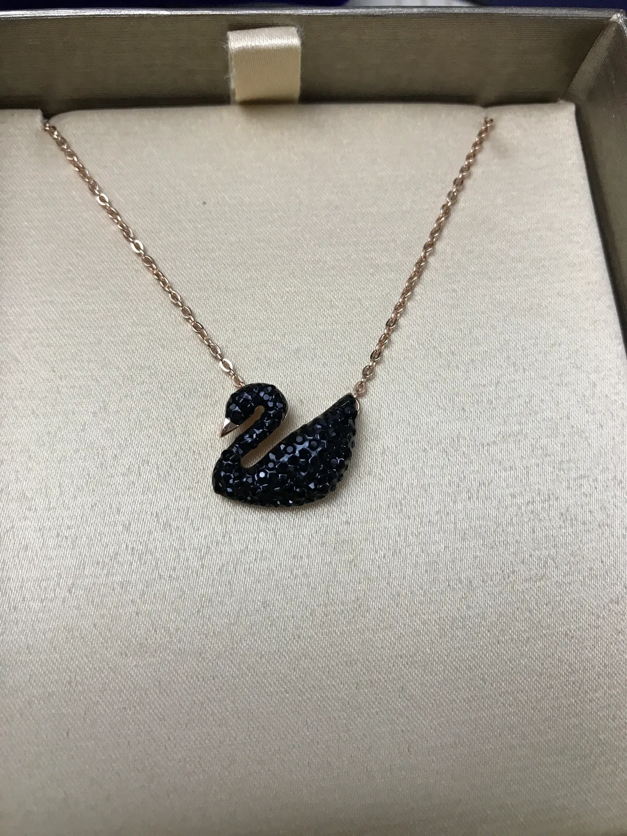 Swarovski Cygne Collier Pendentif Cristal Noir 8