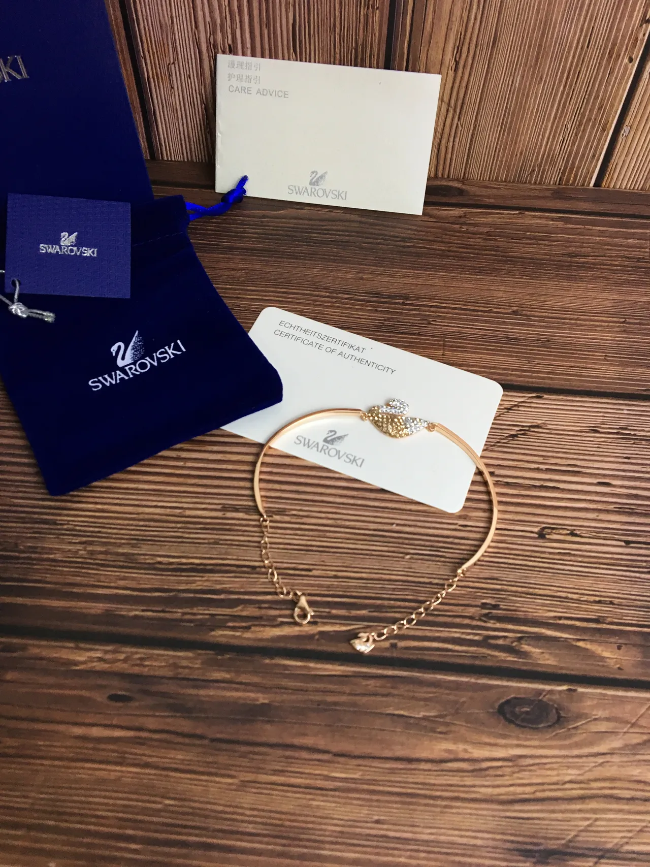 Swarovski Swan Collection Gradient Cristal Cygne Bracelet 2