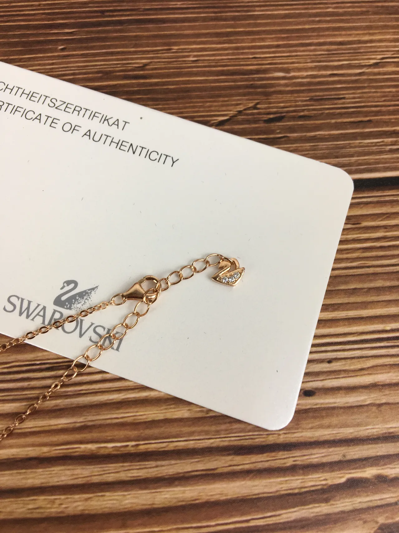 Swarovski Swan Pavé Crystal Rose-Gold Tone Colar 6